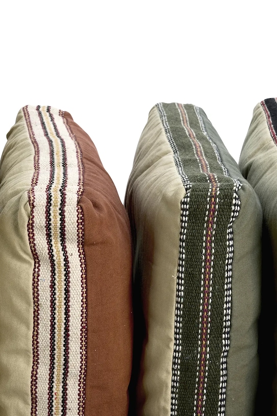 Madam Stoltz poduszka dekoracyjna bawełniana 50 x 50 cm FM.0020.25C zielony AA00