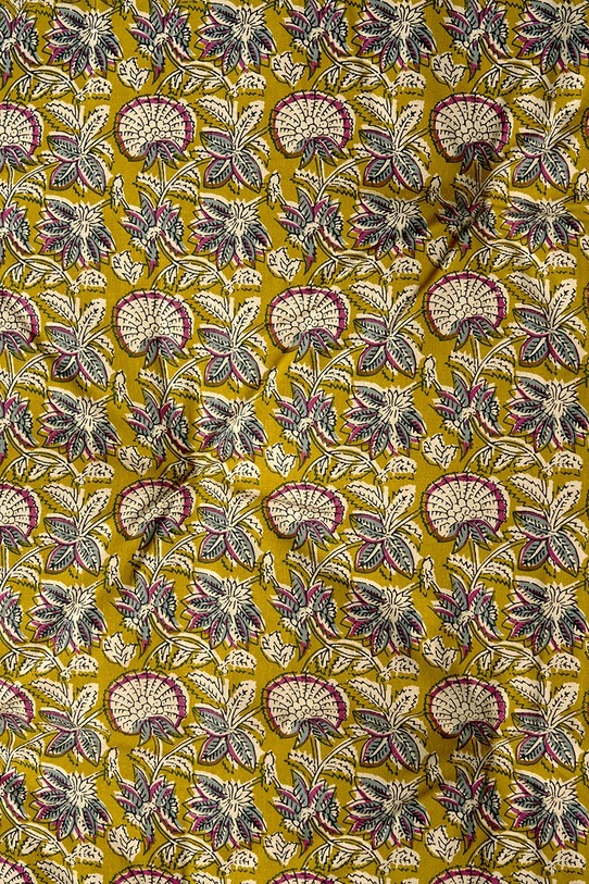 Salon i sypialnia Madam Stoltz poduszka dekoracyjna bawełniana 60 x 100 cm MP.60100.298 multicolor