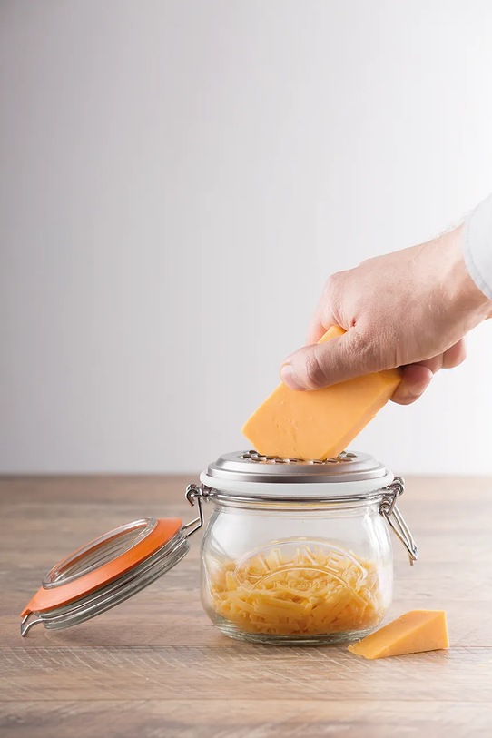 Nádoba so žltým strúhadlom na syr Kilner 500 ml 0025.841 viacfarebná AA00