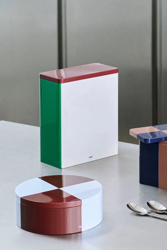 HAY pojemnik z pokrywką Tin Container 19,8 x 7,3 cm AE360.A907.AT54 multicolor AA00