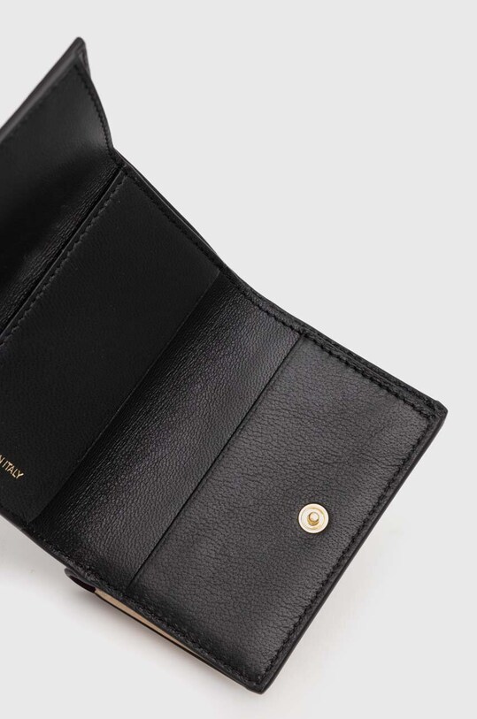 Kožená peňaženka Marni PFMO0056U1.P2644 fialová
