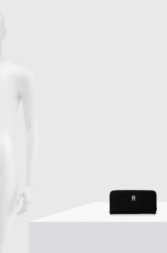 Кошелек Tommy Hilfiger чёрный AW0AW15642