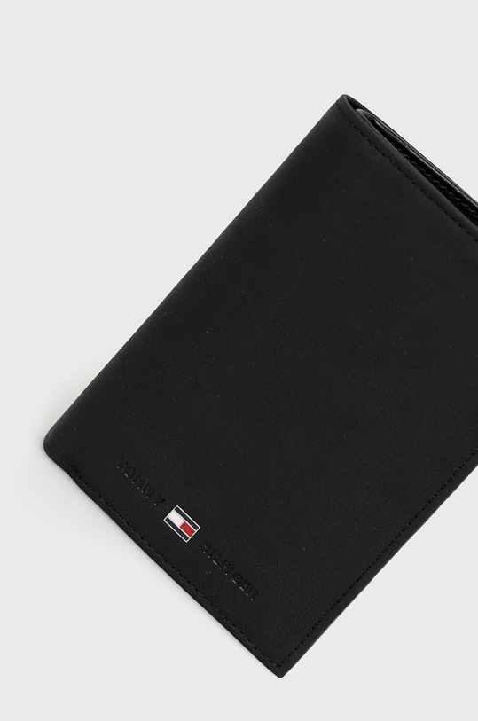 Kožená peňaženka Tommy Hilfiger AM0AM00664 čierna AA00
