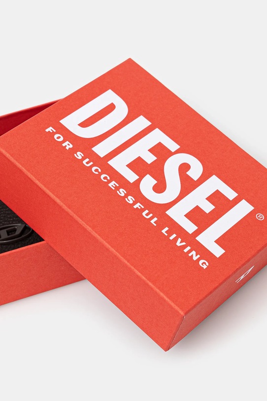 Кожен калъф за карти Diesel HISSU EVO CARD CASE кафяв X09018.P0685