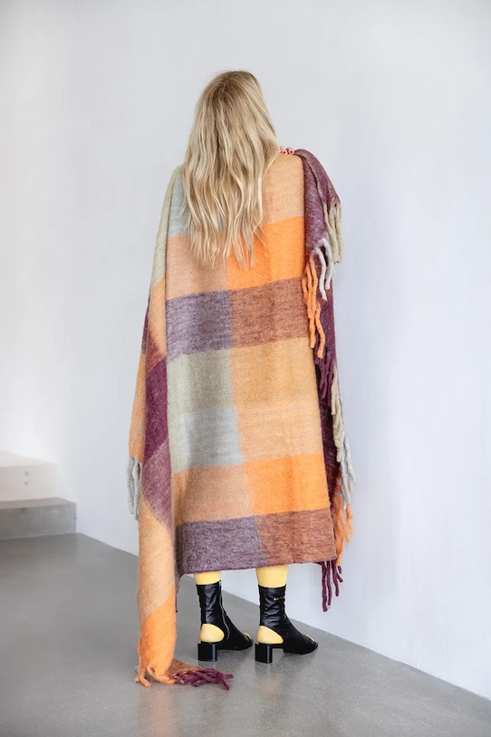 Living și dormitor Byon cuvertură de pat din amestec de lână Check 5219801911 multicolor