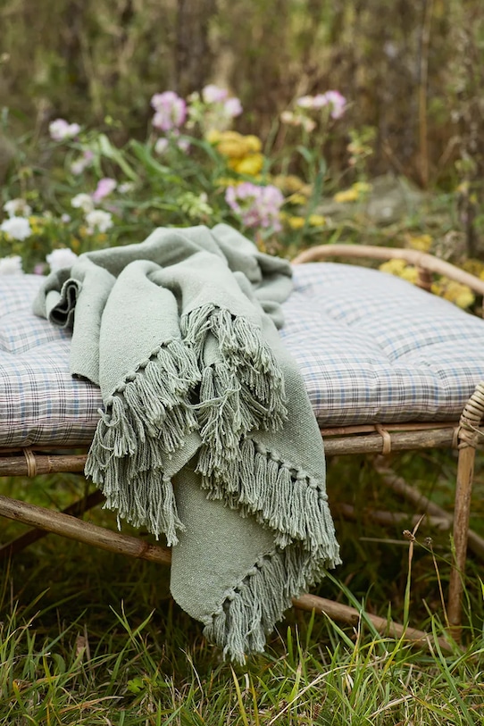 Бавовняне покривало Madam Stoltz зелений JOTH928A