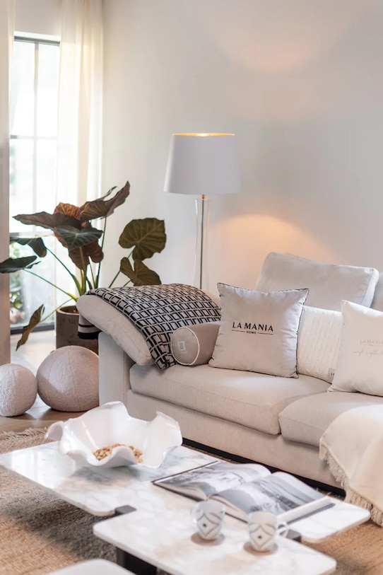 Salon i sypialnia La Mania koc wełniany Mono Mania 150 x 200 cm 5905549413807 multicolor