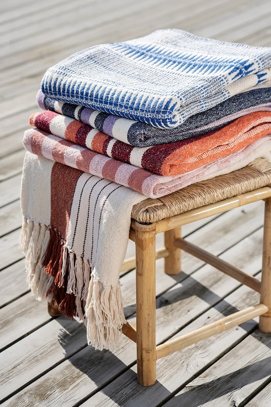 Salon i sypialnia Madam Stoltz narzuta bawełniana 125 x 175 cm JOTH2834 multicolor