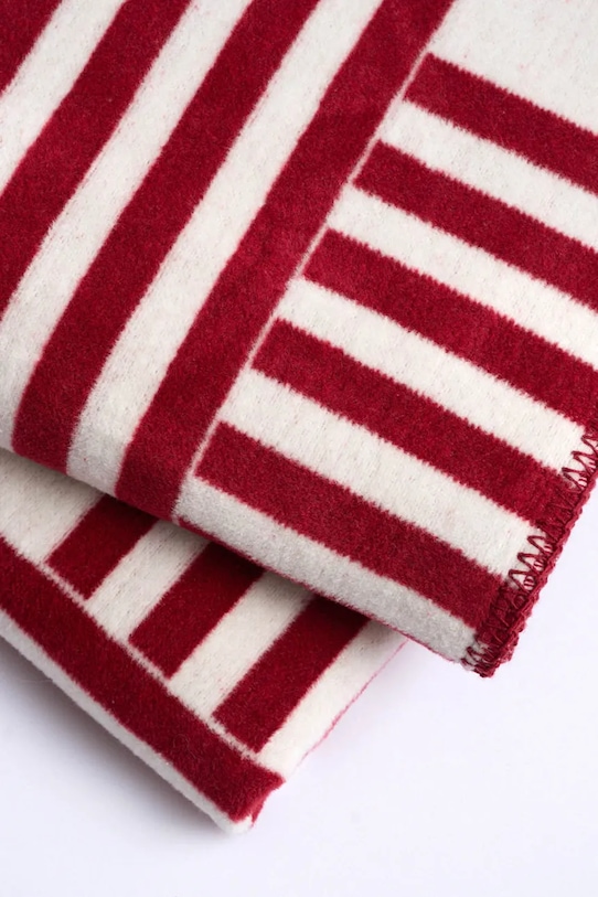 La Mania koc z bawełną 200 x 150 cm czerwony 5905549435847