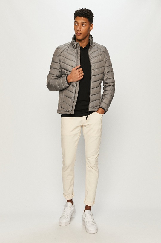 Premium by Jack&Jones - Тениска с яка 12184709 черен AA00