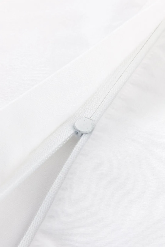 Obývacia izba a spálňa Bavlnená obliečka na prikrývku BOSS BEBOSS White 200 x 200 cm 1058441 biela