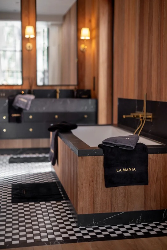 La Mania mały ręcznik bawełniany Premium 50 x 90 cm czarny 5905090150268