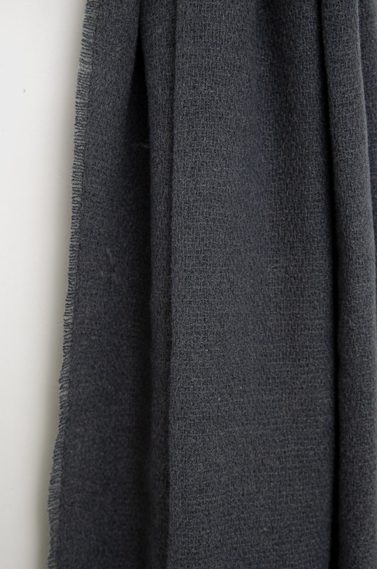 Kratki šal s primjesom vune Pieces 17126868.OmbreBlue mornarsko plava AA00