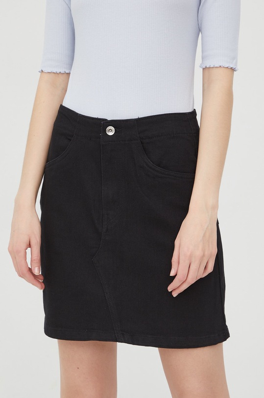 Sukně Vero Moda mini černá 10258105.Black