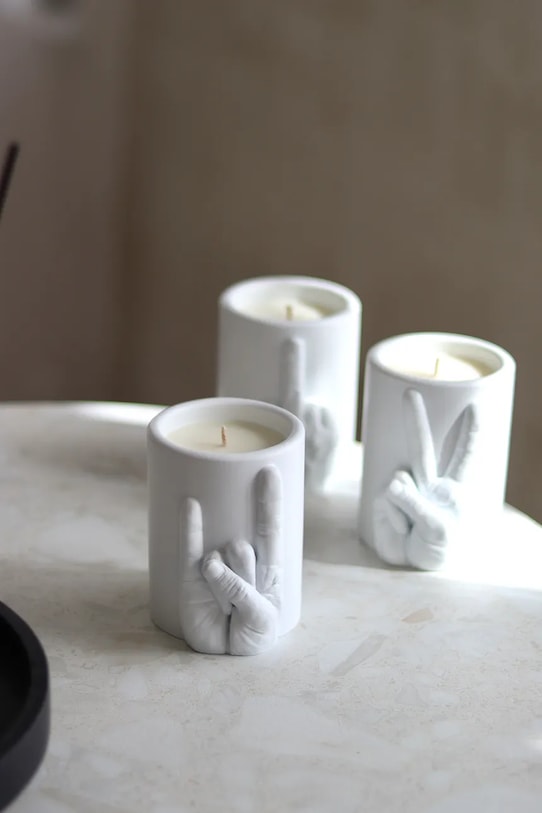 Home SPA CandleHand świeca zapachowa sojowa F*ck you 260 g jar.fck biały