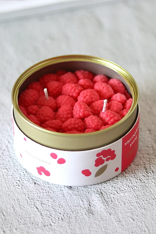 Ароматизированная свеча CandleCan Sweet Raspberries Candle 290 g розовый can.raspberries