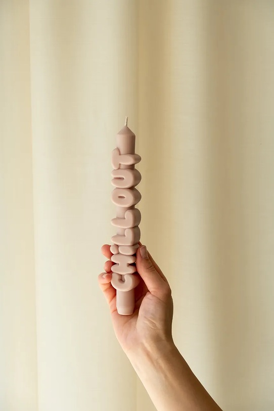 Dekorativní svíčka CandleHand Chill Out 23 cm tp.chl.cream oranžová AA00