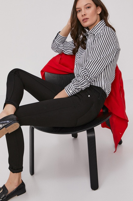 Rifle Calvin Klein Jeans čierna J20J207765.NOS