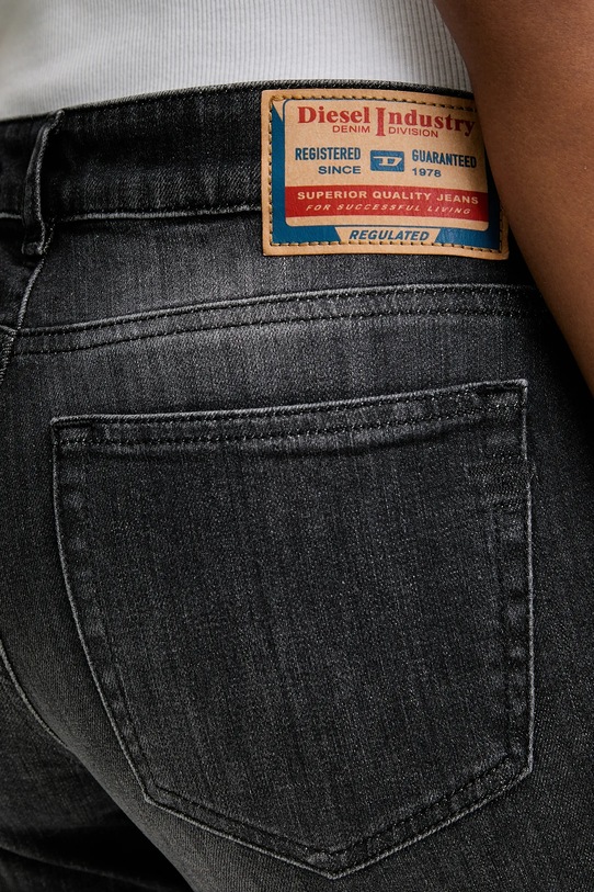 Diesel jeansy 1969 D-EBBEY L.32 czarny A11003.09L98