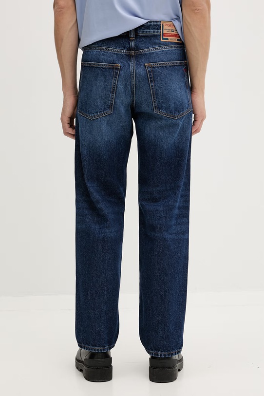 Odzież Diesel jeansy regular męskie 2024 D-MACS L.32 A18974.09I27 niebieski