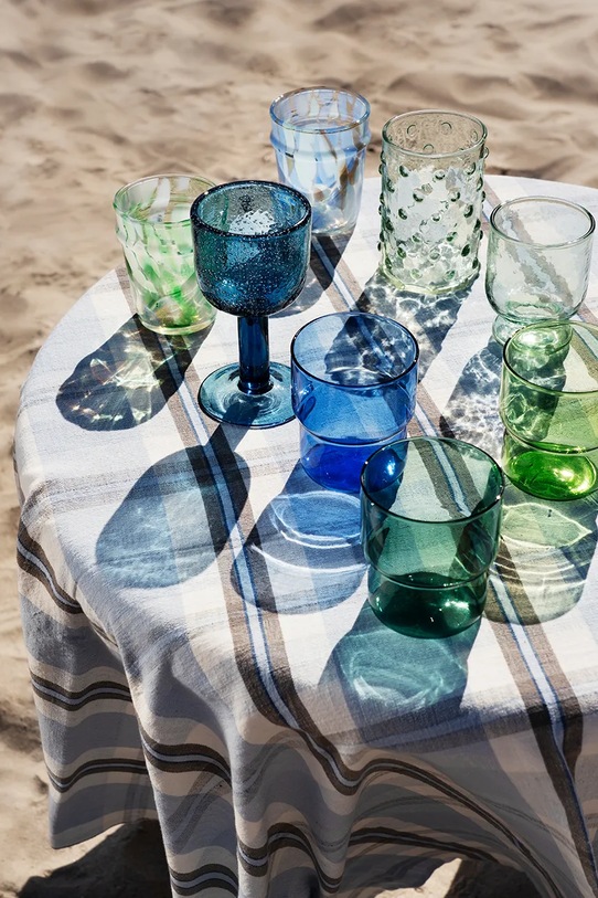 Madam Stoltz szklanka ze szkła barwionego 8 x 12 cm EV.35869 zielony AA00