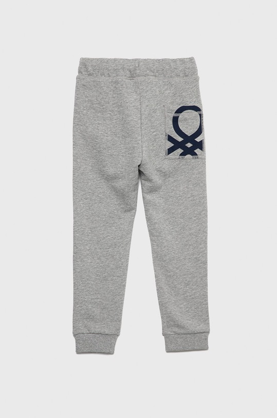 United Colors of Benetton pantaloni de trening din bumbac pentru copii 3J68CF01O.G.NOS gri AA00