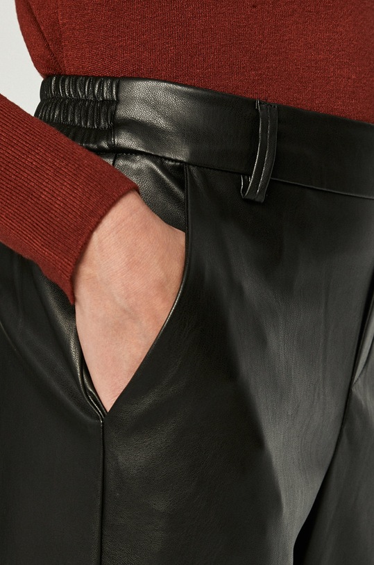 Vero Moda - Kalhoty černá 10237236