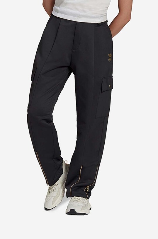 Nohavice adidas jednoduchý čierna HG6674
