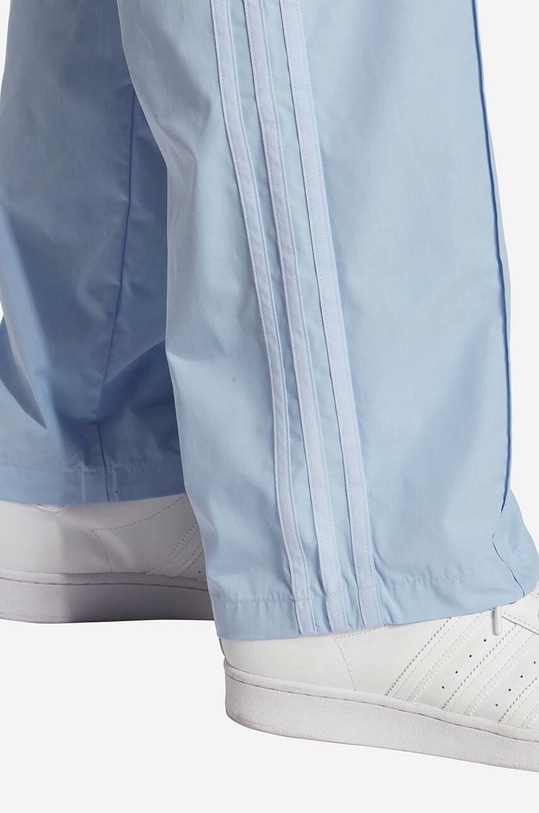 Odzież adidas Originals spodnie dresowe P ESS TP Q2 HR5461 niebieski