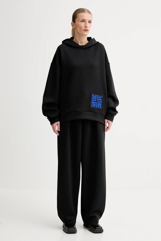 MMC STUDIO spodnie dresowe VERITE.SWEATPANTS czarny AA00