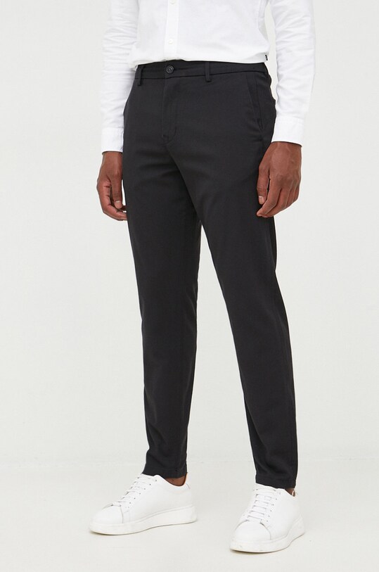 Hlače Selected Homme Z elastanom črna 16081374.Black