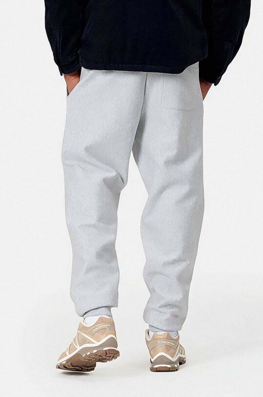 Carhartt WIP pantaloni de trening American Script I027042.ASH.HEATHE gri AA00