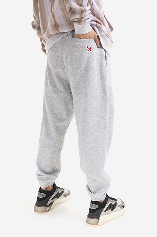 Îmbrăcăminte Karl Kani pantaloni de trening 6006899 gri