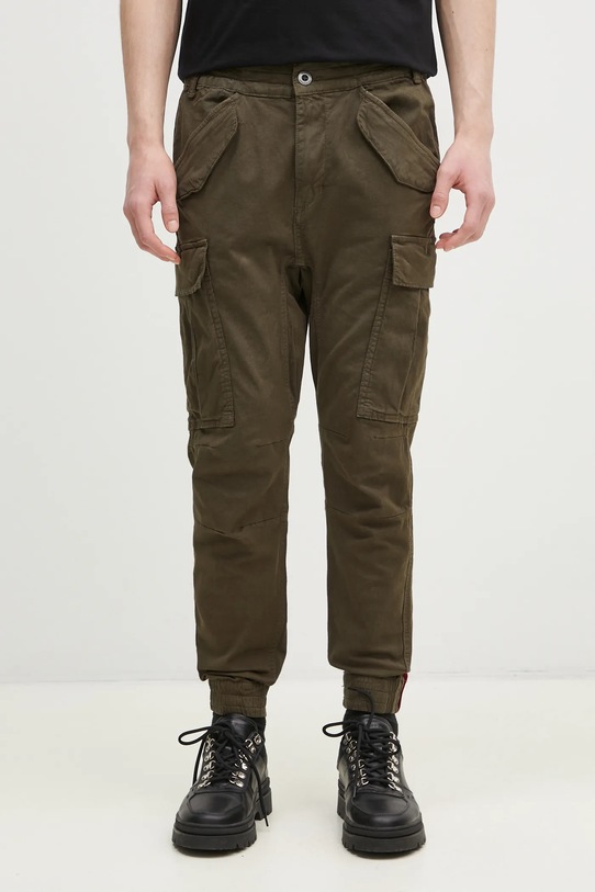 Hlače Alpha Industries Spodnie Alpha Industries Alman Pant 188201 413 s elastinom zelena 188201.413