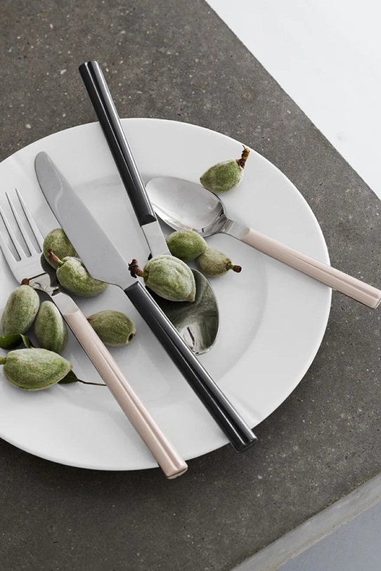 Rosendahl komplet sztućców dla 4 os. Bistro Cutlery 16 cm szary 27590.