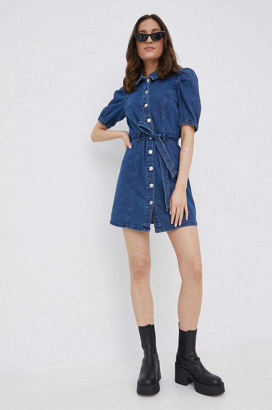 Only sukienka jeansowa z elastanem granatowy 15228105.DarkBlueDe