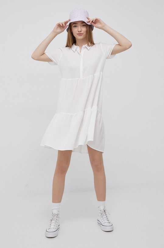 JDY sukienka z elastanem biały 15240515.CloudDance