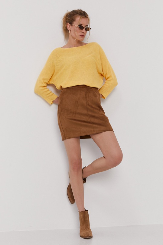 Vero Moda - Sweter 10210570 żółty AA00