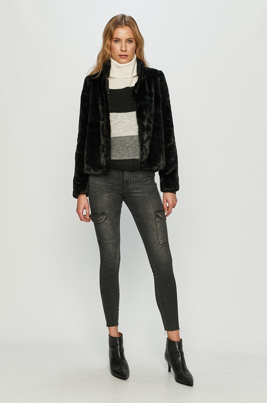 Vero Moda - Kurtka 10230905 czarny AA00