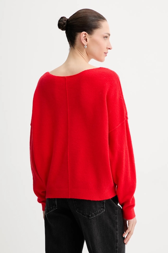 Odzież American Vintage sweter z domieszką wełny PULL ML COL BATEAU DAM225 czerwony