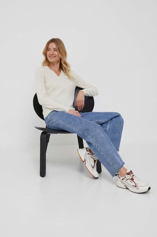 Вовняний светр United Colors of Benetton 1002D4488.000. бежевий AA00