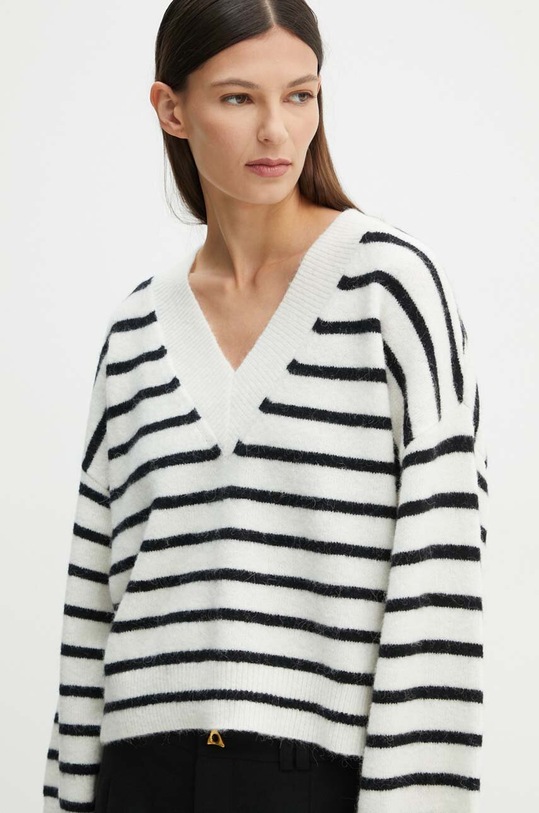 Gestuz sweter z domieszką wełny beżowy 10909344