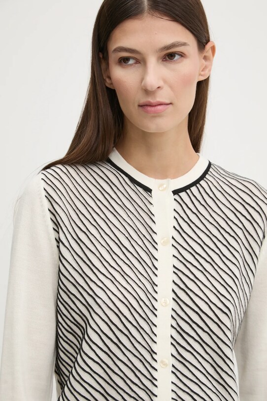 Sweter wełniany Creative Upcycling biały sweter.damski.boss
