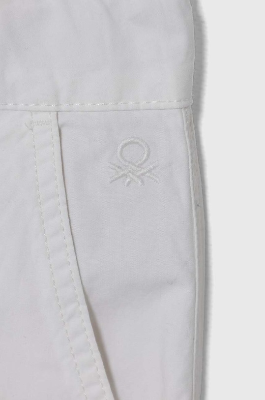 Dječaci Dječje pamučne kratke hlače United Colors of Benetton 4AC7C900Z.G.Continuativ bijela