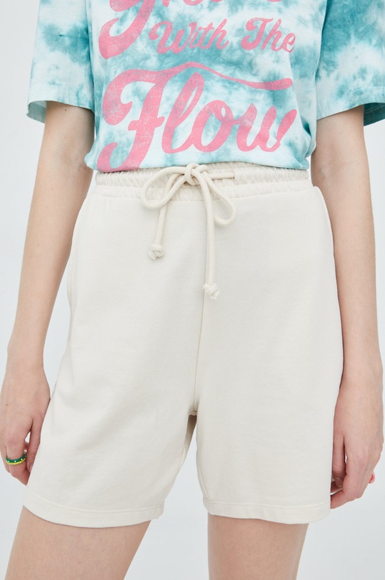 Šortky Vero Moda pletenina béžová 10259463.Birch