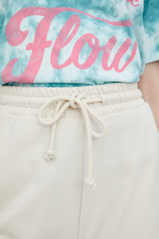 Šortky Vero Moda béžová 10259463.Birch