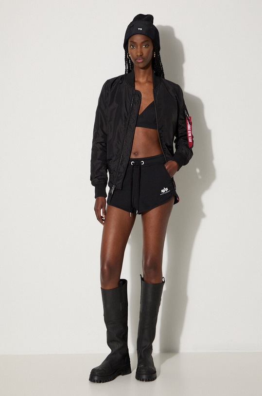 Alpha Industries szorty Basic 116054.03 czarny AA00