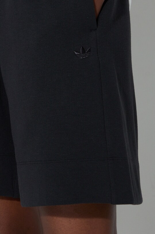 adidas shorts ESSENTIALS black IC5268