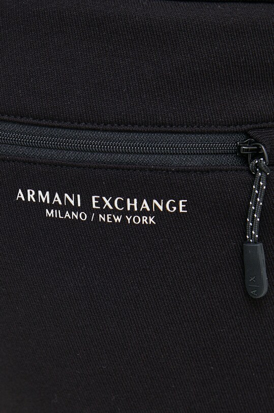 Дрехи Памучен къс панталон Armani Exchange 8NZS75.ZJKRZ.NOS черен