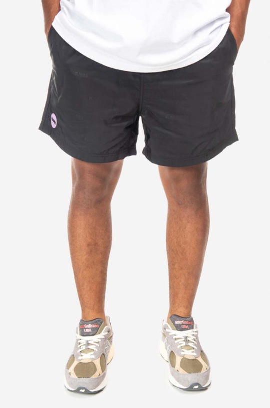 Kratke hlače PLEASURES bez uzorka crna P22SU021